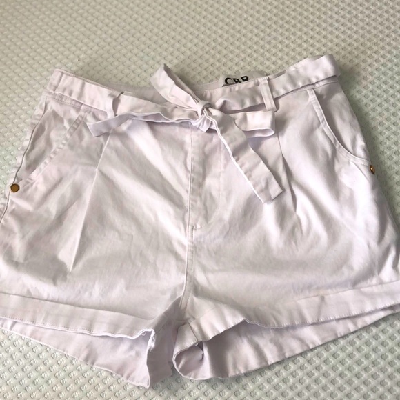Shorts - Picture 1 of 2